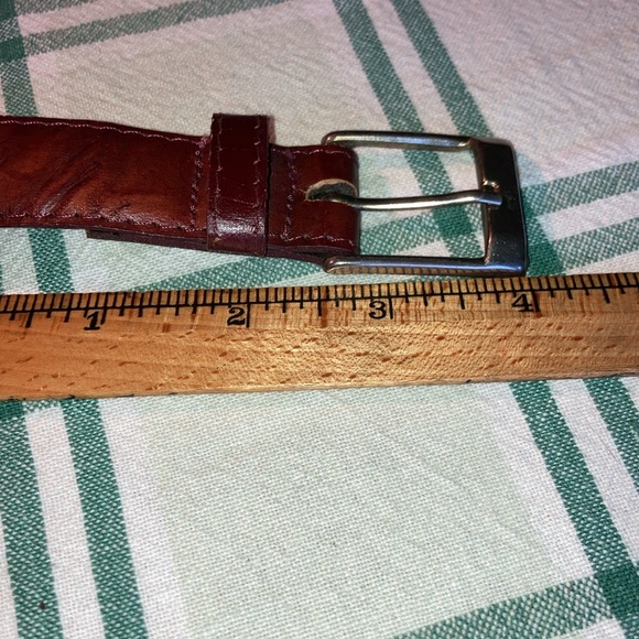 MEXICAN brown pattern leather men’s belt, 40” shows use on spaces $11 - Picture 3 of 5